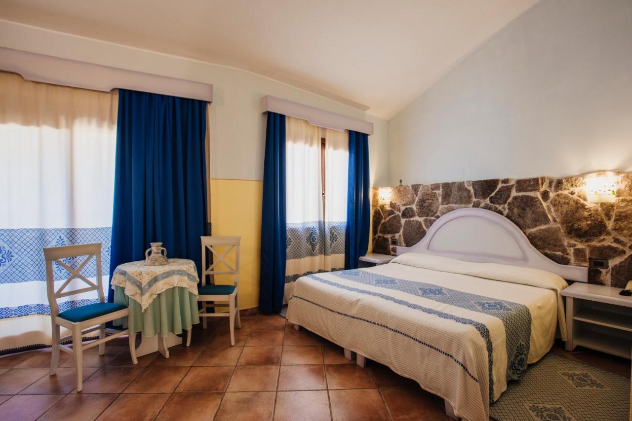 Hotel Luci Del Faro Калазетта Экстерьер фото